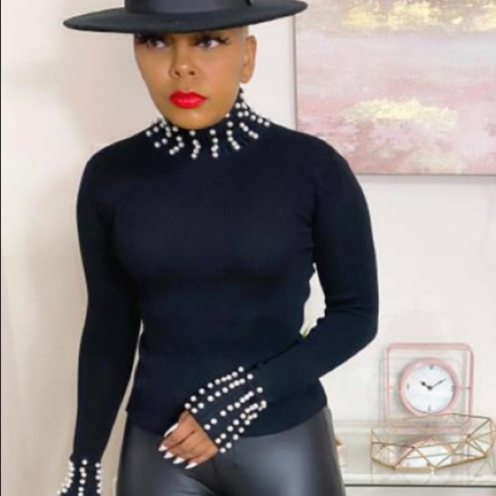 Black White Pearl Turtleneck Top